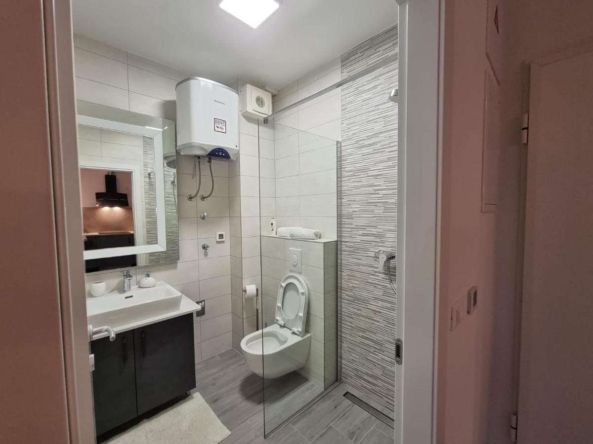 Booking Beautifull Studio Apartment Bell With Balcony And Sea View In Zadar Luaran gambar
