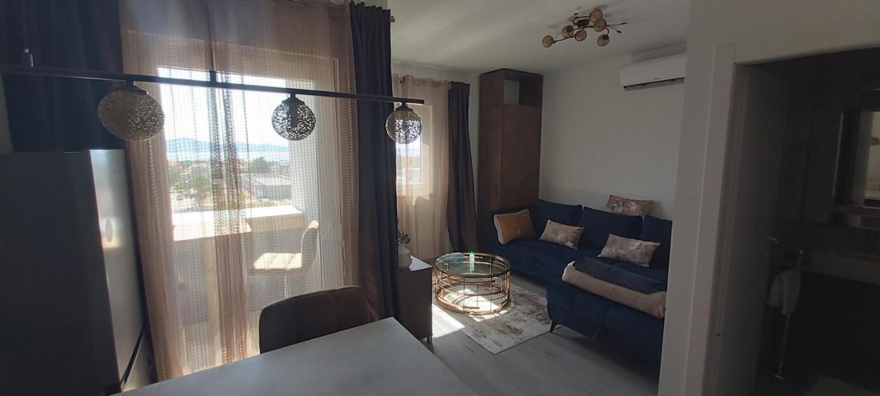 Booking Beautifull Studio Apartment Bell With Balcony And Sea View In Zadar Luaran gambar