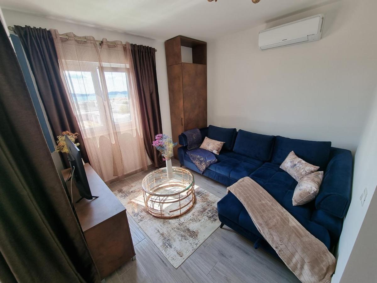 Booking Beautifull Studio Apartment Bell With Balcony And Sea View In Zadar Luaran gambar